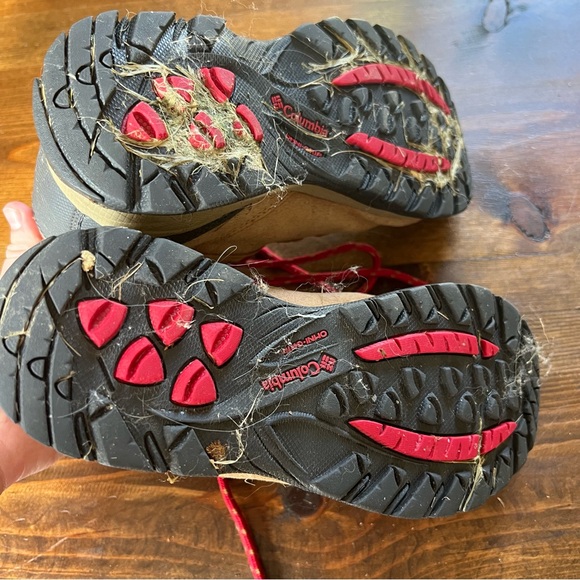 Columbia Women's Newton Ridge Plus Waterproof Amped Hiking Boot Size 8 - Picture 6 of 6